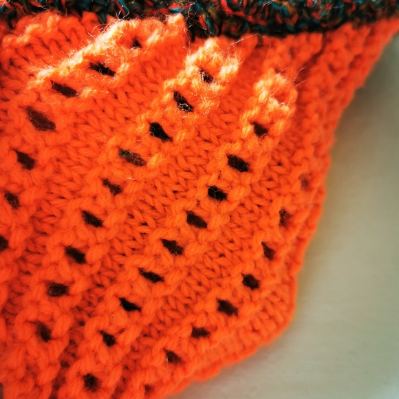 Crocheted Cover for Throw Pillow - Picture 8 of 11